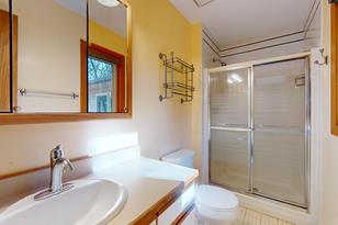 5582 Glenbrook Ct SE - Photo 14