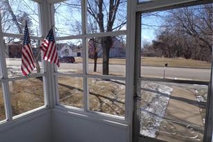 228 2nd St N - Photo 4