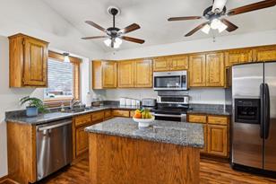 6059 W 140th St - Photo 8