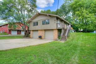 305 Jackson Ave N - Photo 12