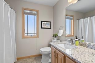 6382 Ballantine Ave - Photo 10
