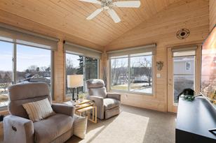 6382 Ballantine Ave - Photo 4