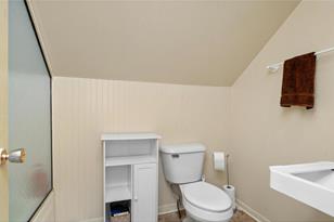 4904 Main St E - Photo 4