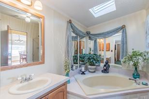 9646 Crescent Bay Rd - Photo 42