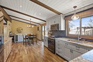 27460 Vernon Ave - Photo 10