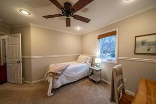 1242 Bayridge Dr - Photo 18