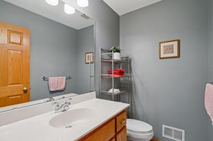 7805 Deer Creek Cir - Photo 16