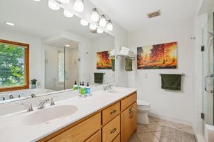 7805 Deer Creek Cir - Photo 14