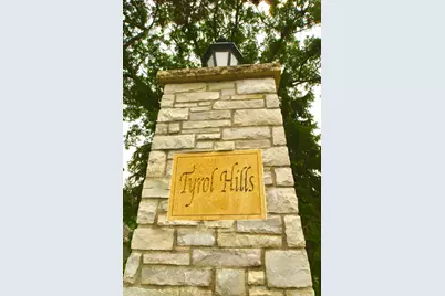 1408 Alpine Pass, Golden Valley, MN 55416 - Photo 6