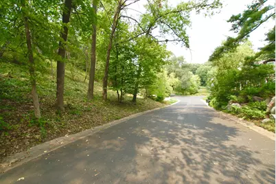 1408 Alpine Pass, Golden Valley, MN 55416 - Photo 4