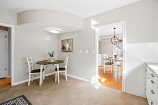 1960 Pinehurst Ave - Photo 6