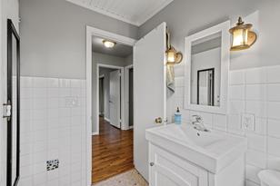 709 Summit Ave W - Photo 14