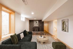 506 Pershing Ave SE - Photo 4