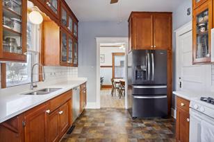 2121 Como Ave - Photo 8