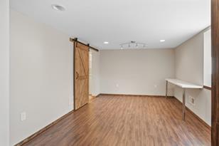 4205 University Ave NE - Photo 18