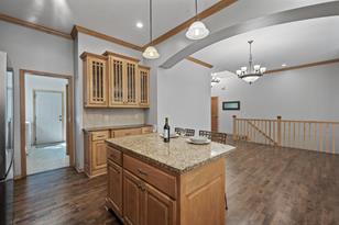 4748 Cumberland St - Photo 6