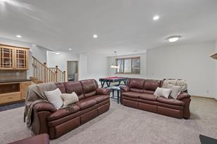 4748 Cumberland St - Photo 30