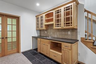 4748 Cumberland St - Photo 32