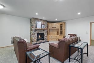 4748 Cumberland St - Photo 28