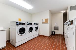 205 Barry Ave S - Photo 28