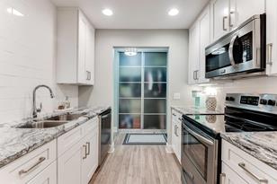 205 Barry Ave S - Photo 4