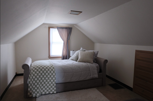 1913 Edgewater Ave, Saint Paul MN  55112-7903 exterior