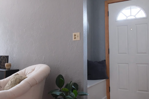 1913 Edgewater Ave, Saint Paul MN  55112-7903 exterior