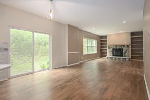 2336 Highwood Ave E - Photo 16