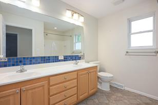 2336 Highwood Ave E - Photo 22