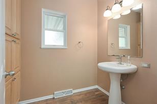 2336 Highwood Ave E - Photo 20