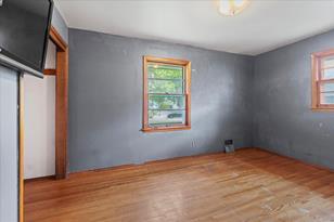 9242 Washington St NE - Photo 8