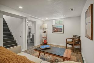 24 Susan Ave - Photo 32