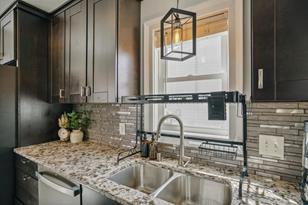 24 Susan Ave - Photo 8