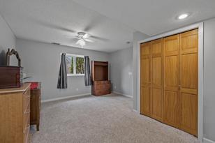 17627 Ionia Ct - Photo 22