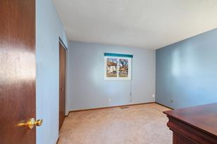 11825 Monroe St NE - Photo 6