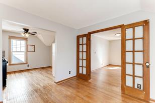 741 5th St E - Photo 18