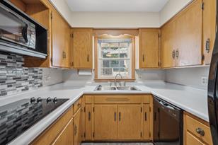 1130 Bliss Ln - Photo 4