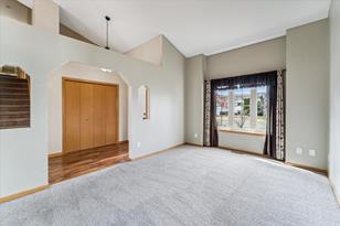 2021 Pheasant Run St - Photo 4