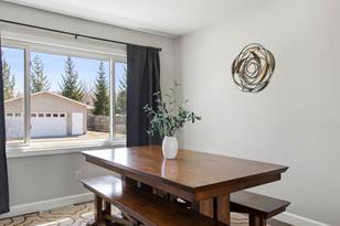 6526 W Broadway Ave - Photo 8