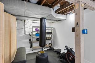 941 N Shore Ave - Photo 54