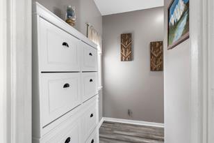 941 N Shore Ave - Photo 36