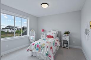 19820 Henning Ave, Lakeville, MN 55044 - Photo 14