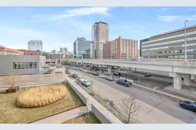 345 6th Avenue N #305, Minneapolis, MN 55401 - Photo 14