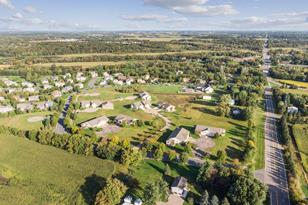 10701 Settlers Ln - Photo 8