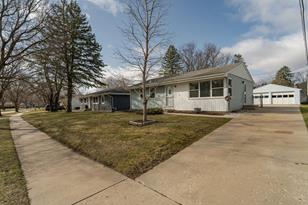 321 36th Ave NW - Photo 18