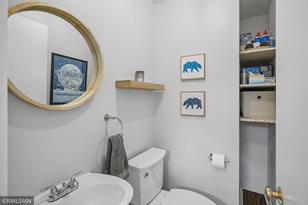 208 Victoria Street S - Photo 10