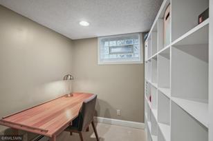 208 Victoria Street S - Photo 20