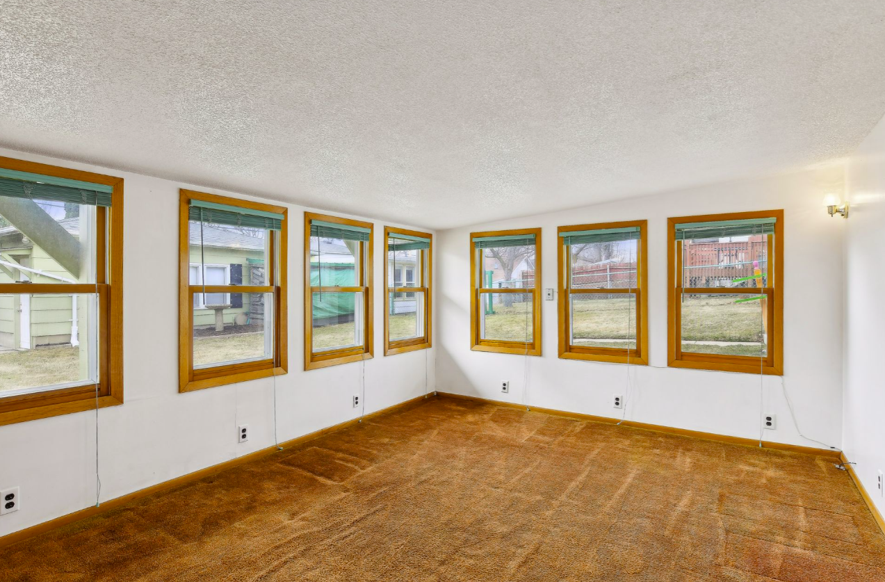 54 Manitoba Ave, Saint Paul MN  55117-5409 exterior