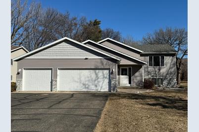 1711 7th Street SE, Saint Cloud, MN 56304 - Photo 1