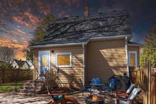 1794 Sheridan Ave - Photo 4